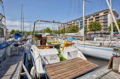Plan de l'établissement Séjour Insolite sur Ulysse - Bateau - Port de Caen