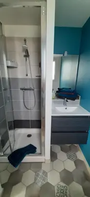 Salle de bains dans l'établissement Gite La Péra