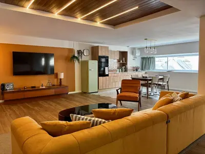 Télévision ou salle de divertissement dans l'établissement Cozy Loft tout équipé au cœur de Saint-Lô
