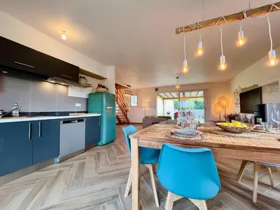 Cuisine ou kitchenette dans l'établissement La Dune - Maison au bord de l'eau