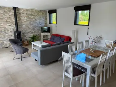 Télévision ou salle de divertissement dans l'établissement grand studio campagne Normande proche mer