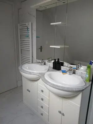 Salle de bains dans l'établissement Maison de charme