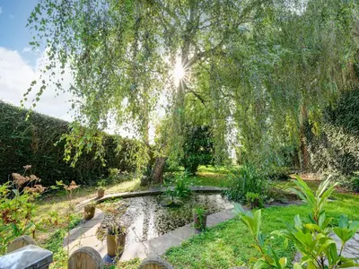 Jardin de l'établissement Romantic Stay, Isigny-sur-Mer