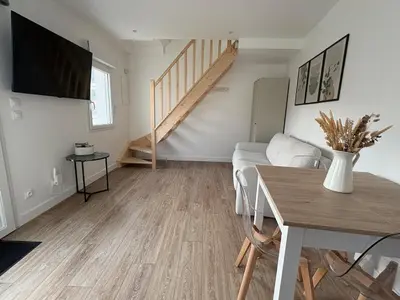 Télévision ou salle de divertissement dans l'établissement Appartement neuf - Equeurdreville centre