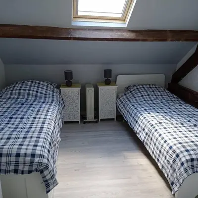Un ou plusieurs lits dans un hébergement de l'établissement Magnolia - Cozy 3 star Cottage with heated pool and hot tub