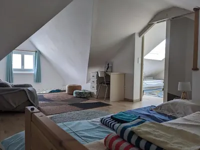 Un ou plusieurs lits dans un hébergement de l'établissement Villa de 1926, plage de sable fin à 200m, proche commerces