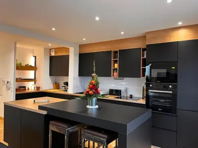 Cuisine ou kitchenette dans l'établissement Chic apartment with panoramic view