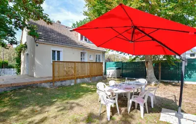 Jardin de l'établissement 3 Bedroom Awesome Home In Cabourg