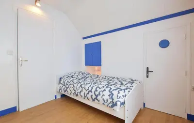 Un ou plusieurs lits dans un hébergement de l'établissement 3 Bedroom Awesome Home In Cabourg