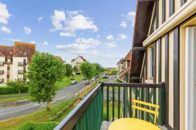 Balcon ou terrasse dans l'établissement Comfortable stay with sea view in Cabourg