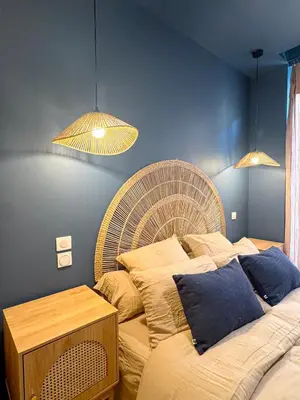 Un ou plusieurs lits dans un hébergement de l'établissement Appart City break Chic Cosy Wifi Caen Hyper centre
