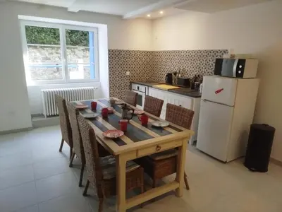 Cuisine ou kitchenette dans l'établissement La Cabane du Pêcheur