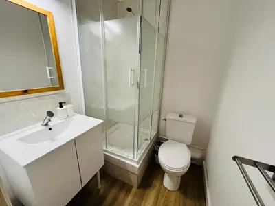 Salle de bains dans l'établissement Studio cosy près du centre Nordblue