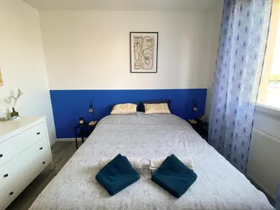 Un ou plusieurs lits dans un hébergement de l'établissement Maison lumineuse, proche plage et nature