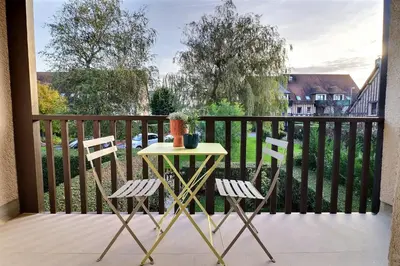 Balcon ou terrasse dans l'établissement F3 2 chambres duplex Cabourg calme, balcon, proche plage