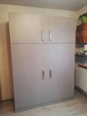 Cuisine ou kitchenette dans l'établissement Courseulla
