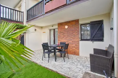 Balcon ou terrasse dans l'établissement Cabourg Plage - Wifi & Jardin - Mer à 200m