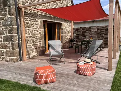 Terrasse ou espace extérieur de l'établissement Cottage avec Piscine et Jacuzzi - Normandie