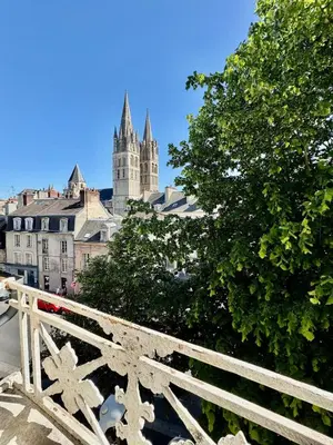 Plan de l'établissement Appartement lumineux avec vue sur les clochers
