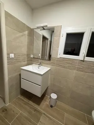Salle de bains dans l'établissement Jolie maison pour escapade coccooning à la campagne