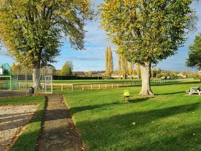 Jardin de l'établissement Jolie maison pour escapade coccooning à la campagne