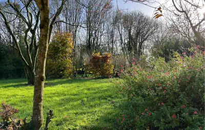 Jardin de l'établissement 2 Bedroom Cozy Home In Heugueville-Sur-Sienne
