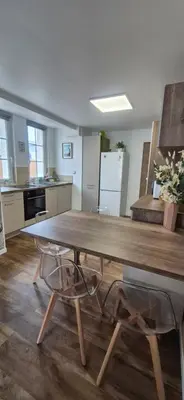 Cuisine ou kitchenette dans l'établissement L'Espadon