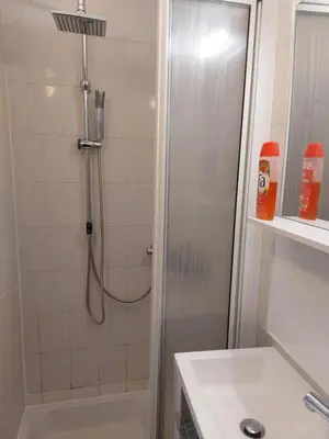 Salle de bains dans l'établissement Paisible