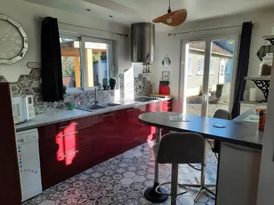 Cuisine ou kitchenette dans l'établissement La Martine Petfriendly