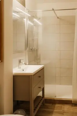 Salle de bains dans l'établissement Parenthèse Iodée