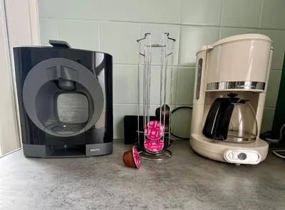 Cuisine ou kitchenette dans l'établissement La Mésangère-Maison Normande à 150m de la Plage