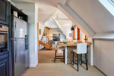 Cuisine ou kitchenette dans l'établissement Le Cocon Urbain - Hypercentre - Duplex lumineux