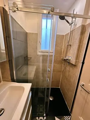 Salle de bains dans l'établissement Charmante maison moderne et cosy