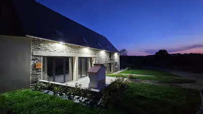 Jardin de l'établissement Pont-d'Ouilly - Le Châtaignier
