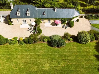Jardin de l'établissement Holiday Home Le domaine des roseraies- Unterkunft Flaubert by Interhome