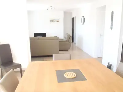 Coin salon dans l'établissement Holiday Home Haus Havre in Portbail by Interhome