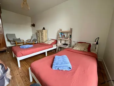 Un ou plusieurs lits dans un hébergement de l'établissement Maison familiale rénovée à 300 mètres de la mer !
