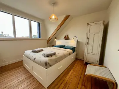 Un ou plusieurs lits dans un hébergement de l'établissement Maison familiale rénovée à 300 mètres de la mer !