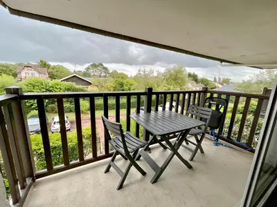 Balcon ou terrasse dans l'établissement Cabourg bel appartement proche de la plage