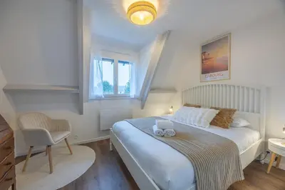 Un ou plusieurs lits dans un hébergement de l'établissement La Maison Proustienne - Welkeys