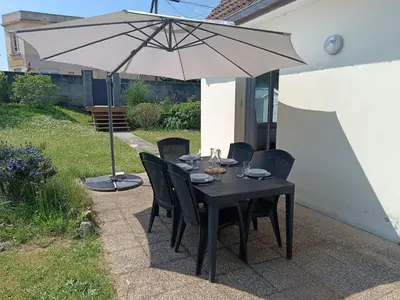 Jardin de l'établissement Maison au bord du havre et proche mer