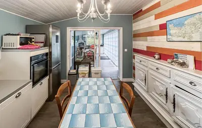 Cuisine ou kitchenette dans l'établissement Gîte Le Maliverney