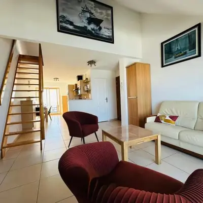 Coin salon dans l'établissement La Marée - Vue mer & port - T3 tout confort