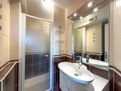 Salle de bains dans l'établissement La Marée - Vue mer & port - T3 tout confort