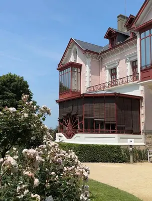 Jardin de l'établissement Studio Cosy - Gare à 5 min à pied - Proche Plage & Centre