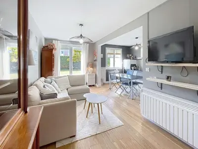 Plan de l'établissement Appartement Plain-Pied avec Jardin - Proche Mer - FR-1-361-572