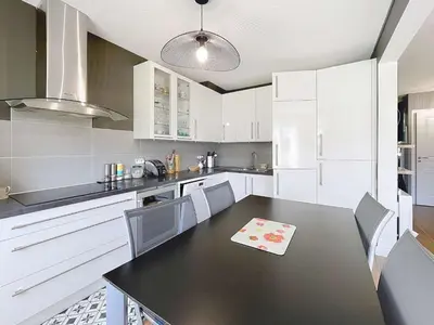 Plan de l'établissement Appartement Plain-Pied avec Jardin - Proche Mer - FR-1-361-572