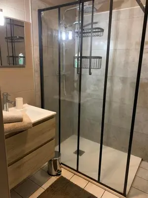 Salle de bains dans l'établissement Gite de l'étang guillaume