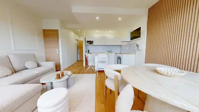 Cuisine ou kitchenette dans l'établissement Vue sur le Port de Caen Appartement Premium