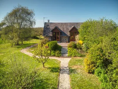Jardin de l'établissement Modernes Landhaus mit großem Garten